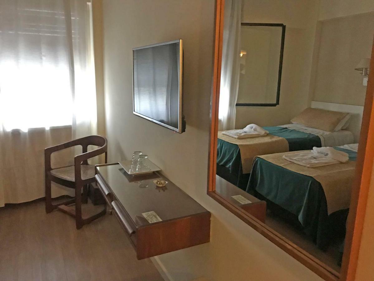 Hotel Sussex コルドバ エクステリア 写真